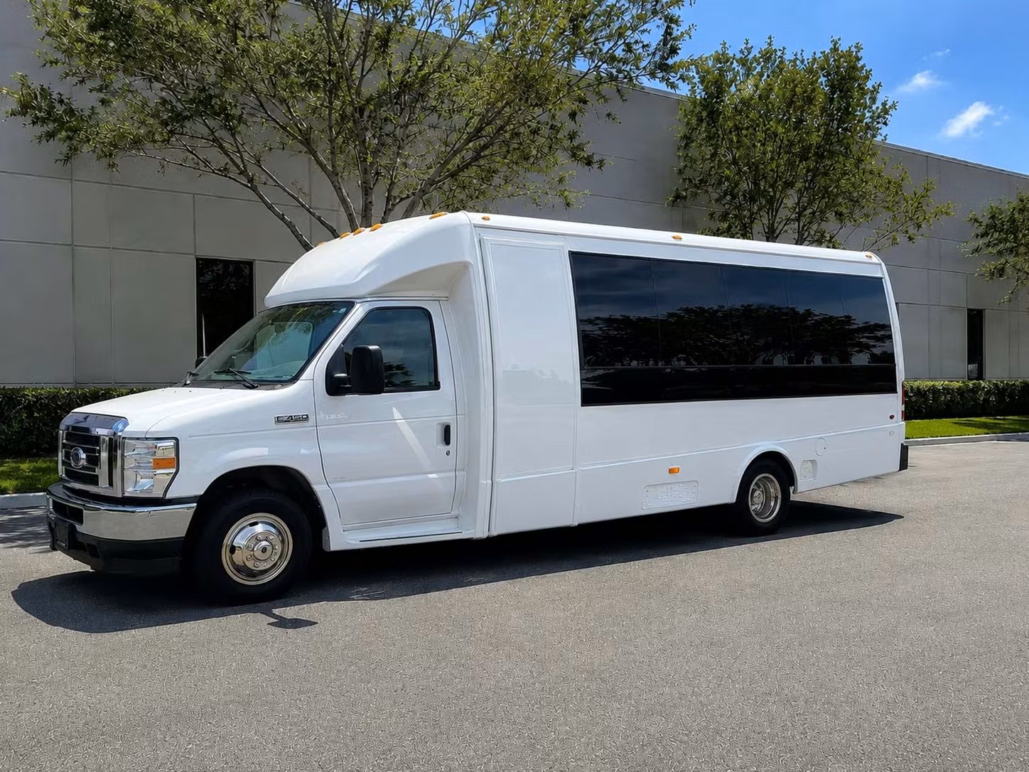 20 passenger minibus