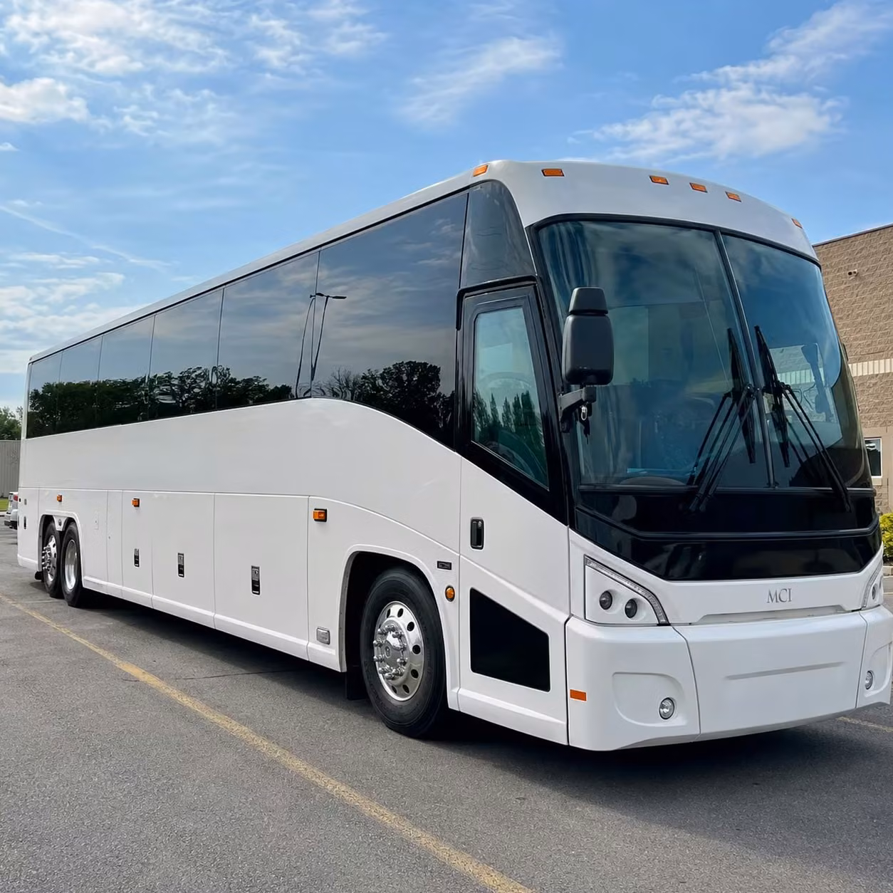 multi day charter bus rentals for winston salem group tours and reunions